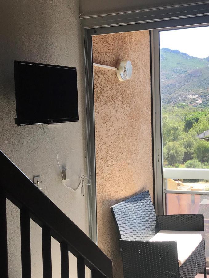 Duplex Renove Les Pieds Dans L'Eau Apartment Calvi  Exterior photo